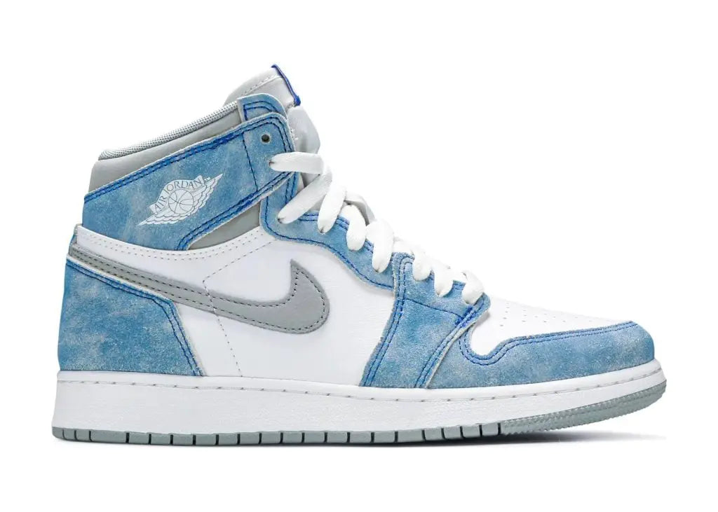Nike Air Jordan 1 Retro High Hyper Royal Smoke Grey