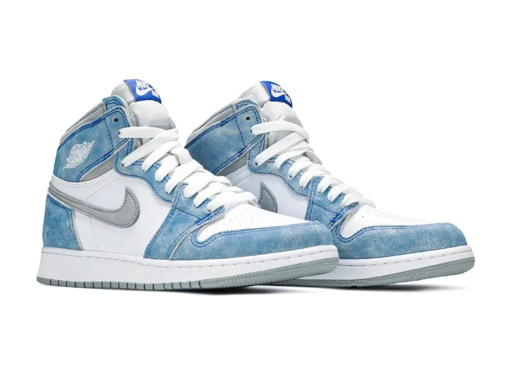 Nike Air Jordan 1 Retro High Hyper Royal Smoke Grey