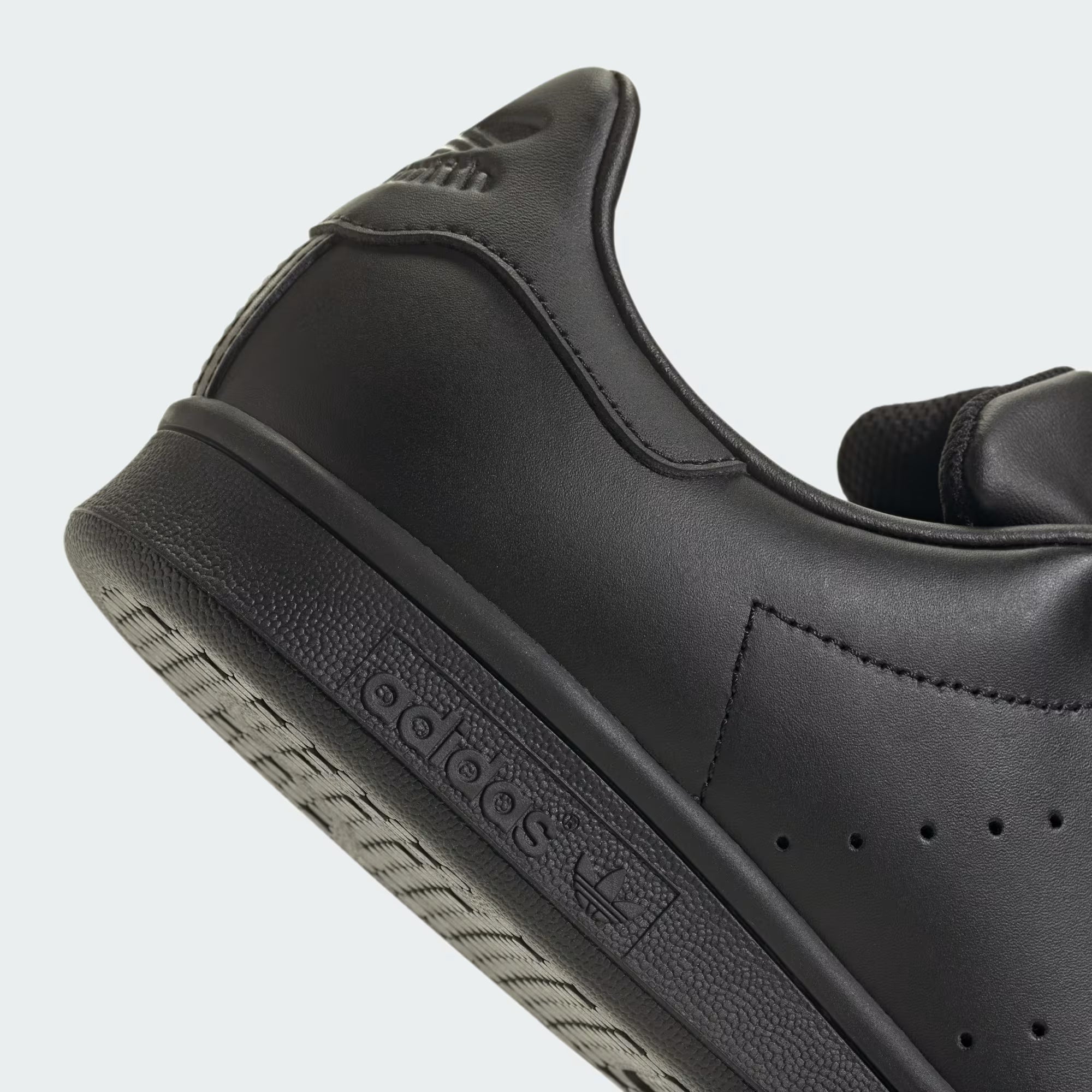 Adidas Stan Smith All Black