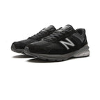 990 V5 "CORE BLACK"