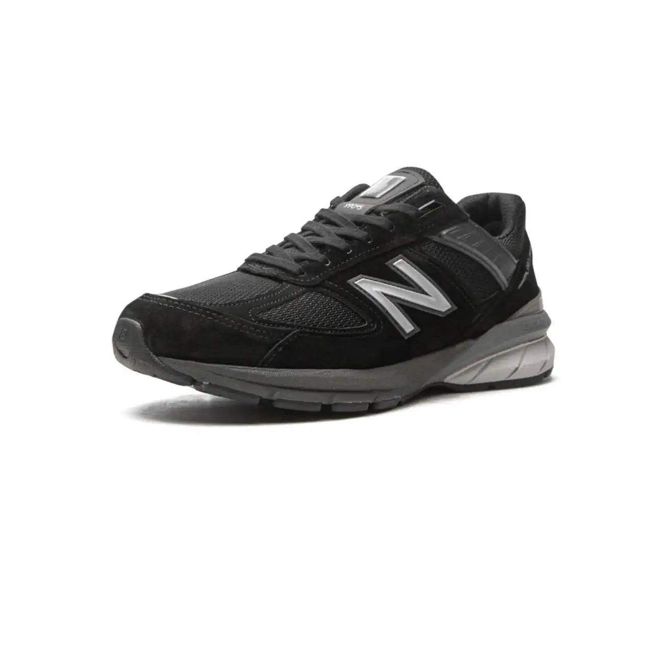 990 V5 "CORE BLACK"