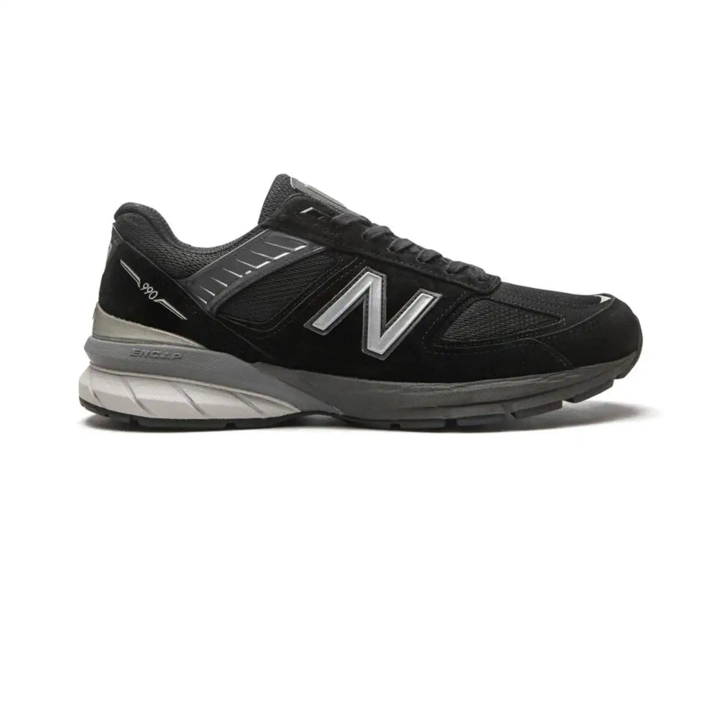 990 V5 "CORE BLACK"